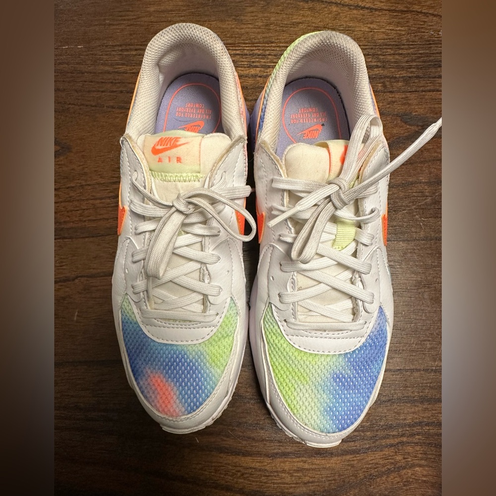 Nike Limited Edition AirMax🌈